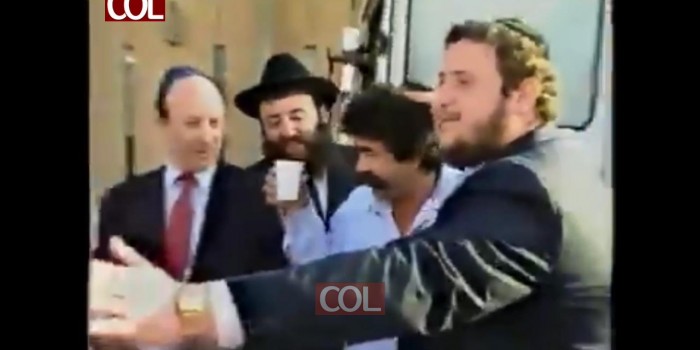 היו ימים - תניא בכנסת: עסקני חב