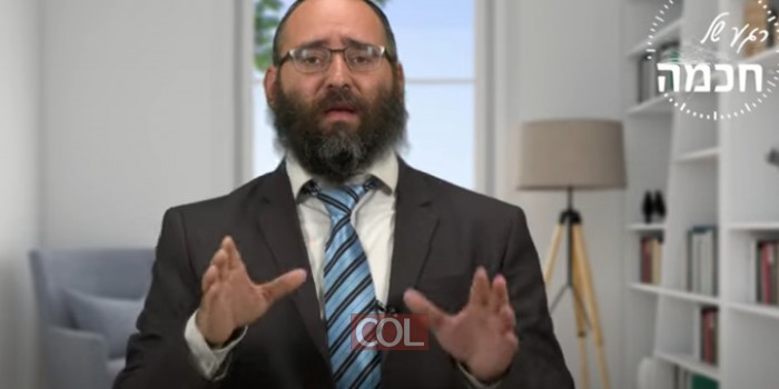 הרב מנחם לאטר, מנהל בית 770 בכפר חב