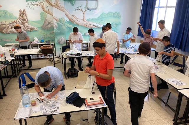 למדו וקשרו: בתלמוד תורה בכפר חב