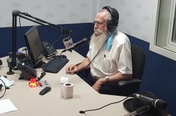 כך נשמע ה'סיום' של הרב מנחם ברוד ברדיו גלי צה