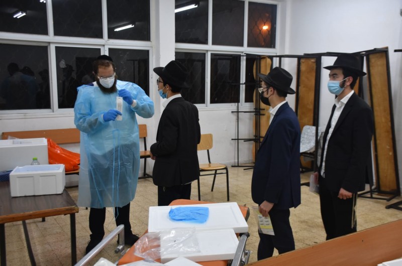 לקראת הקעמפ: אנשי הצוות של גן ישראל אה