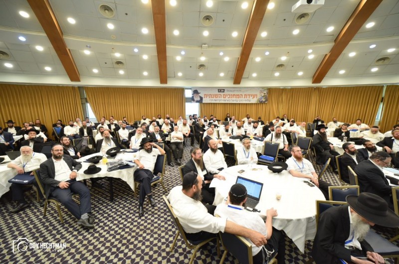 צפו: הרצאות, סדנאות ופאנלים ביום השני של וועדת המחנכים