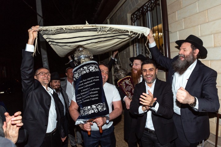 בחצי האי קרים, הלמוד בקרבות: הכנסת ס