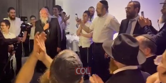 בחתונת משפחות גולדשמיד וחן בעיר טולוז שבצרפת: סב החתן הרב יוסף יצחק הבלין, רב קהילת חב
