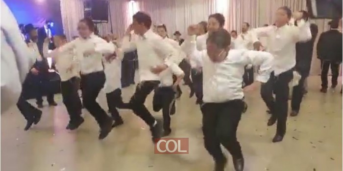 במהלך חתונת משפחות שוחטמן מצפת - יפרח מכפר חב''ד, תלמידי כיתתו של החתן, המחנך דורון שוחטמן, ביצעו ריקוד מיוחד. צפו: