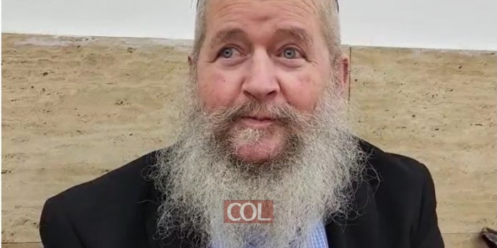 כלי כסף וכלי זהב: הרב אברהם אבא ברוק ברעיון נפלא לרגל חג הפסח בסיום השיעור בדף היומי של הרב בצלאל מזרחי מנחל'ה. צפו
