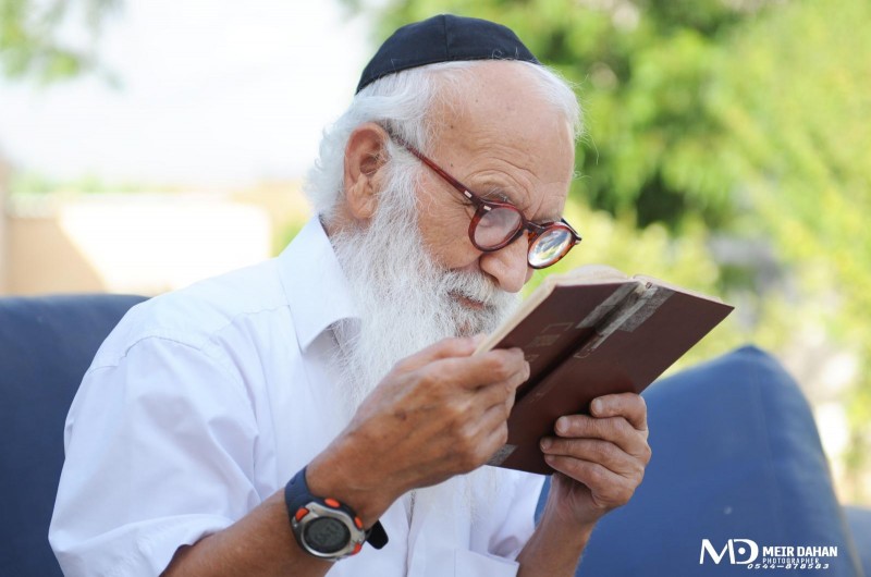 חודשיים לפטירת רב ביהכנ
