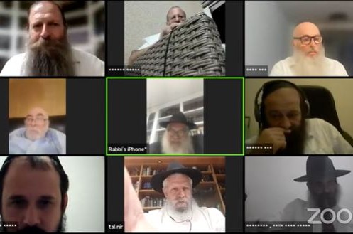 הפנסאי הראשון בחיפה: שידור חוזר מהתוועדות לר' ראובן דונין ע