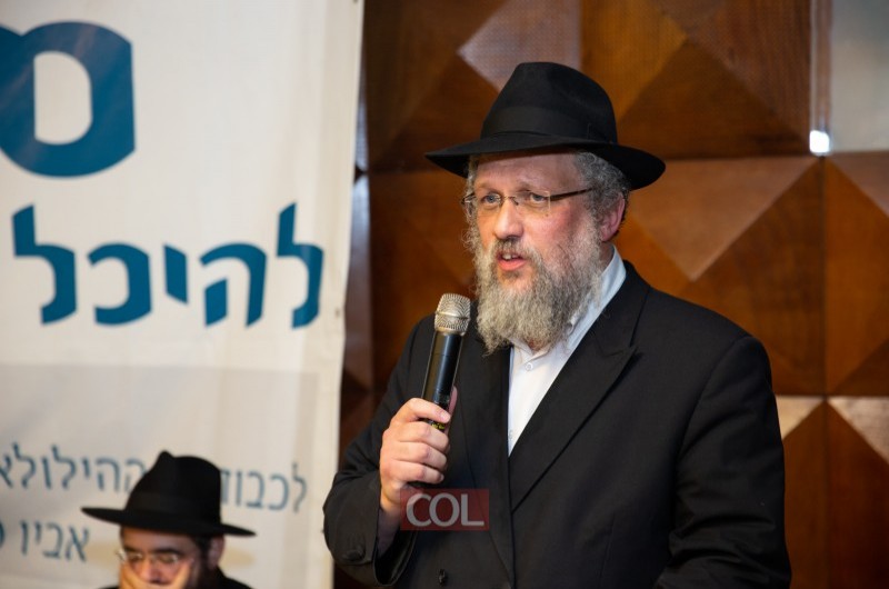 הרב אסי שפיגל בשיעור מיוחד: השיחה שאמר הרבי על איראן