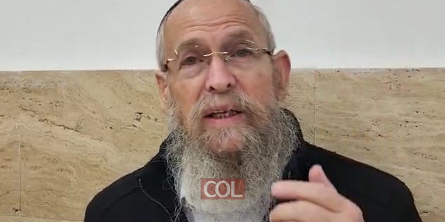 הרב שמעון זוננפלד ברעיון נפלא לפרשה: רחל מבקשת מיעקב בנים, ויעקב כועס עליה. מדוע יעקב כועס, רחל מבקשת בקשה לגיטימית, היא רוצה בנים! בסיום השיעור של הדף היומי של הרב בצלאל מזרחי בנחל'ה. צפו: