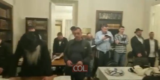 רוסיה: הרב יצחק קוגן עם קבוצת מתפללים מבית הכנסת 'בלשוי ברוניא' במוסקבה, נסעו את הדרך הארוכה עד לרוסטוב, לכבוד ב' ניסן ועשו את השבת בביתו של הרבי הרש