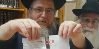 הרב אשר אייזנבך והרב יוסף המבורגר מכריזים על הזוכים בהגרלה לנסיעה לרבי לקראת ג' תמוז: מי זכו? צפו: