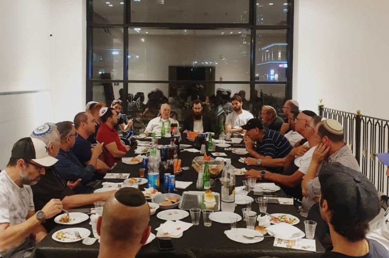 שליח חב