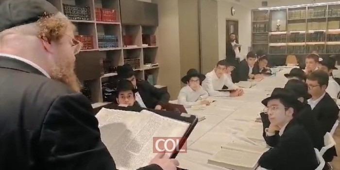 טעלז פינת חב