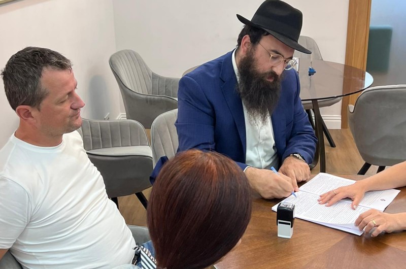 שליח חב
