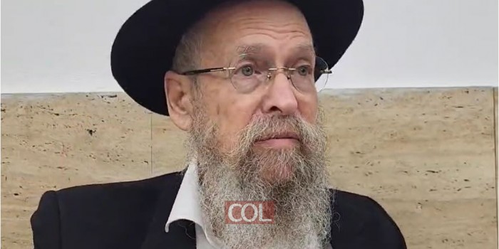 הרב שמעון זוננפלד בחידוד השבועי לרגל 'זאת חנוכה' והקשר לפרשת השבוע. לאחר השיעור השבועי בדף היומי של הרב בצלאל מזרחי בנחל'ה. צפו:
