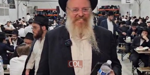 איש התקשורת החב