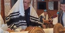 מטעמים במזרח: יהודי שמטייל בתאילנד והגיע להתפלל תפילת שחרית בבית חב