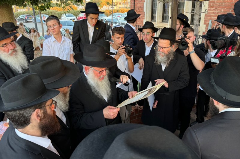 בכפר חב