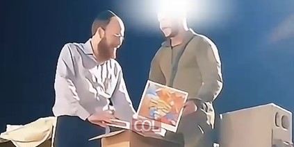 מצות 'שמורה' הראשונות שנכנסות לעזה: מתנדבי 'עזר לחייל' כפר חב