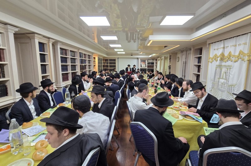 ימים לפתיחה: הצוות של ישיבת הקיץ צעירי ליובאוויטש התכנס