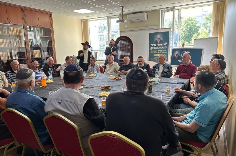 לאחר ההפגזות: סניף ״תפארת זקנים לוי יצחק״ נחנך בקייב