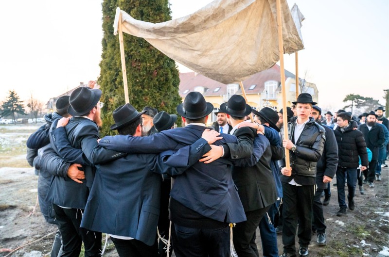 לראשונה: מכינה תות