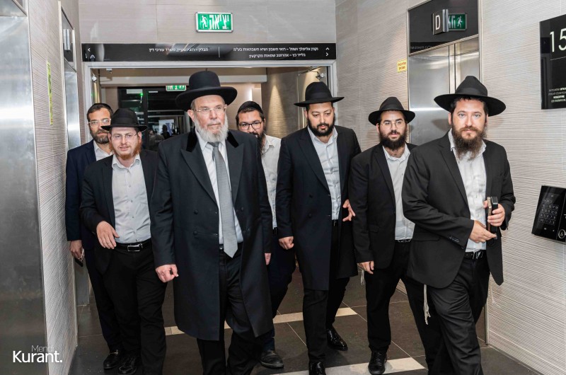 מאות רבנים סיימו את מסלולי ההסמכה של עורכי החופות