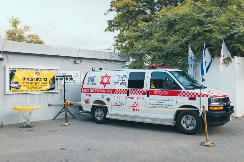 הושק אמבולנס חדש ל'מד