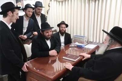 צפו: ראש הישיבה הגר